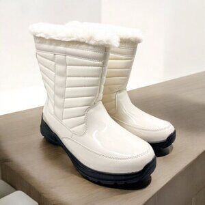 Easy Street Women's Frazer Slip Resistant and Waterproof Side Zip Boots Size 7M